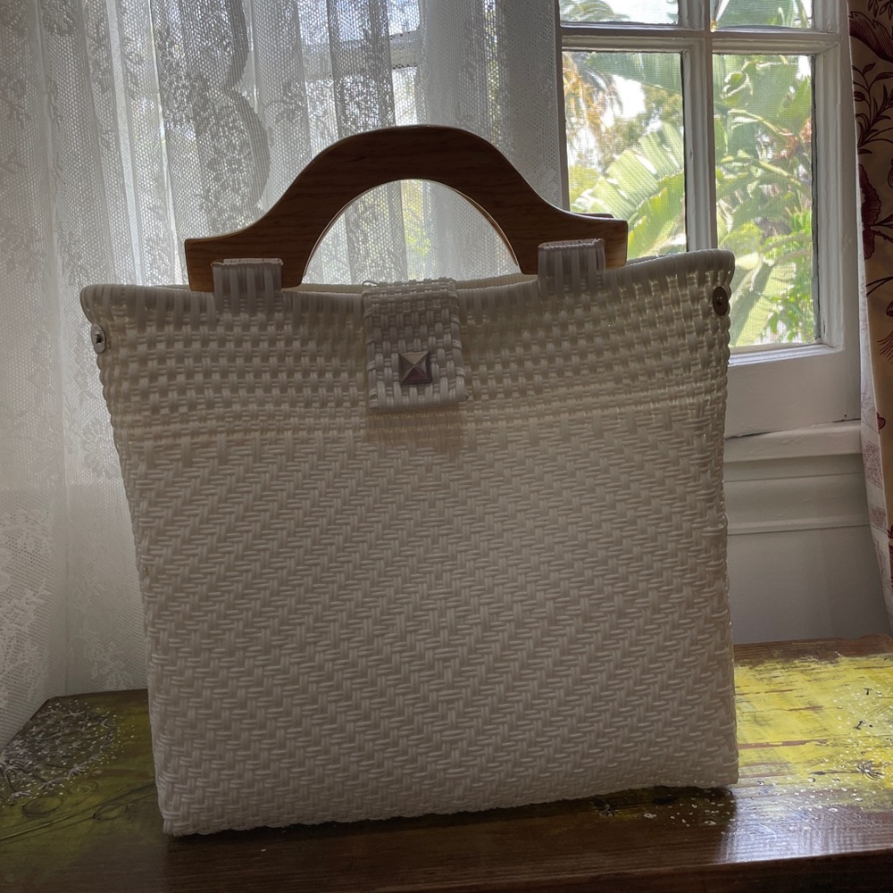 Handwoven white wood straw tote bag durable large